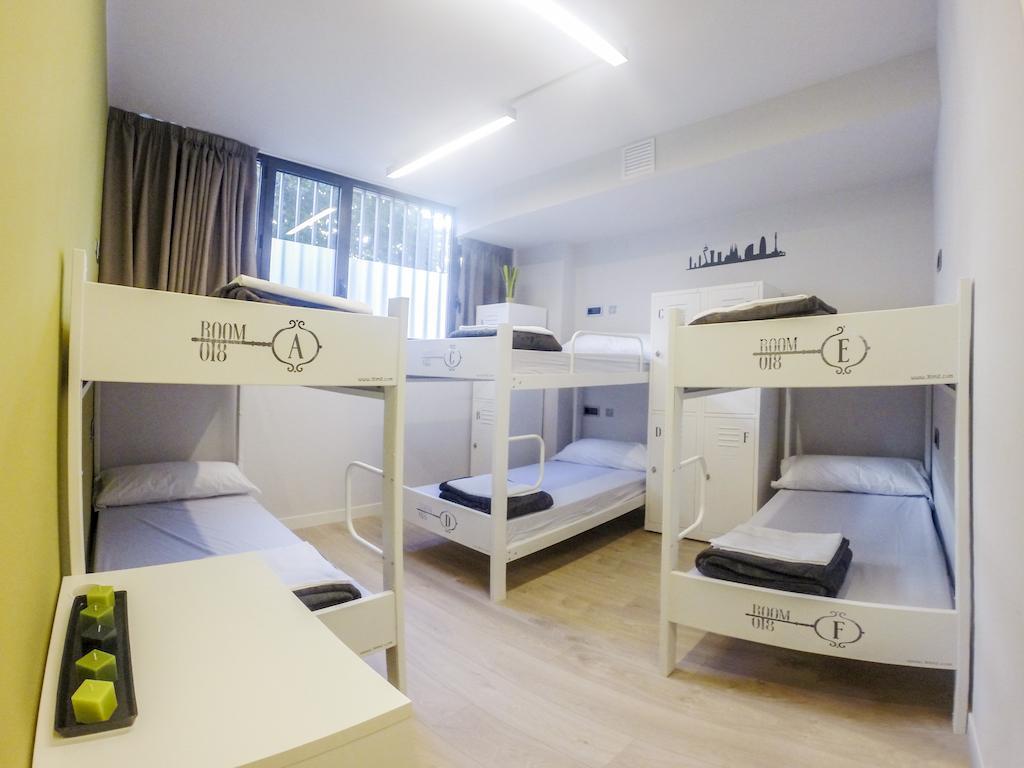 Room018Bcn Barcelona Bagian luar foto