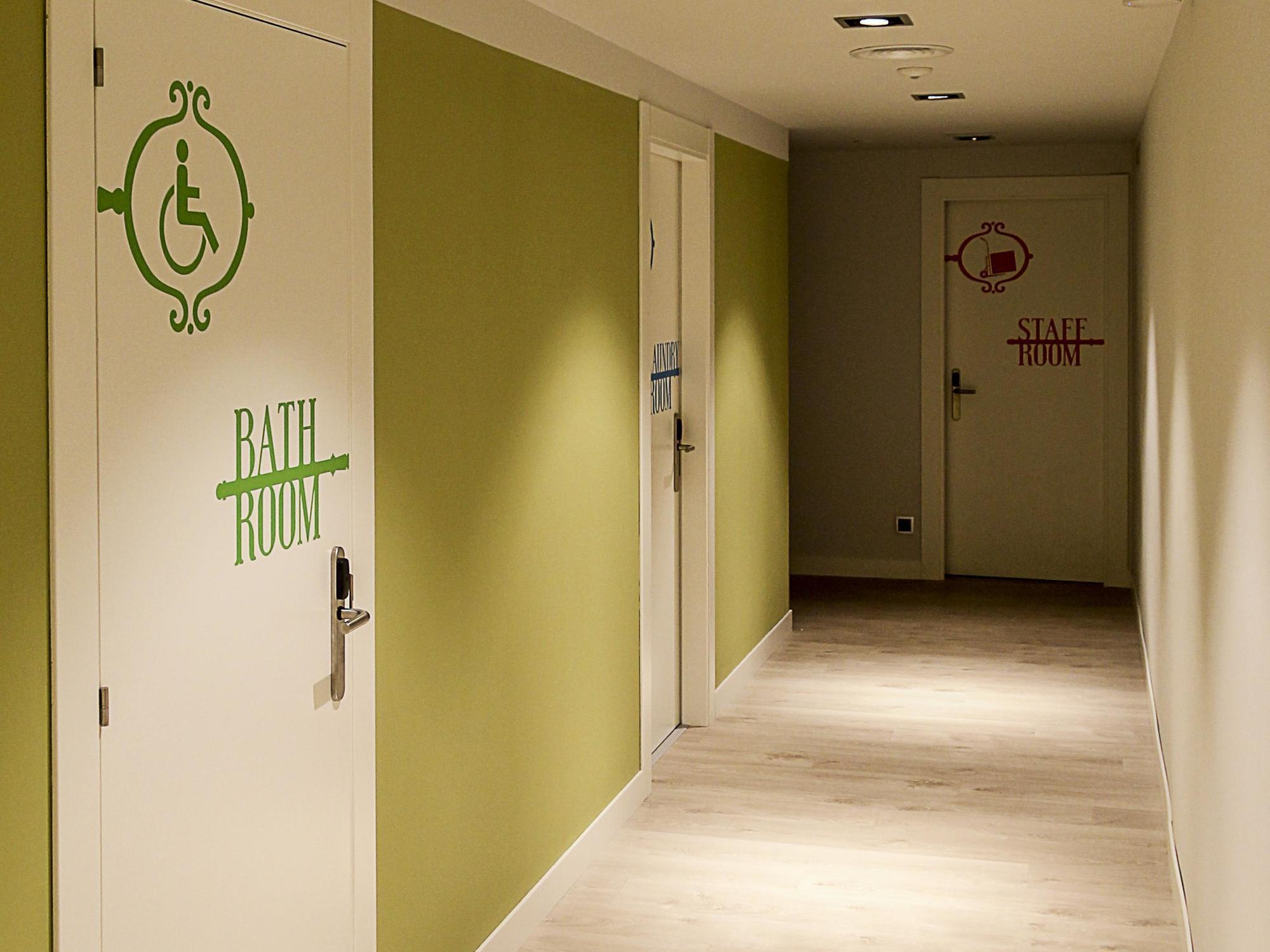 Room018Bcn Barcelona Bagian luar foto